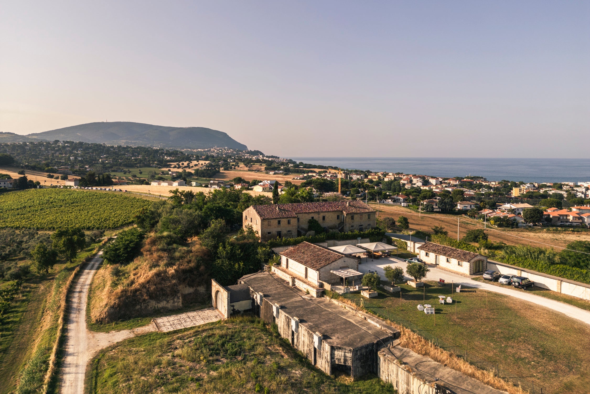 COS'È IL ROSSO CONERO: IL GRANDE VINO ROSSO DELLE MARCHE
